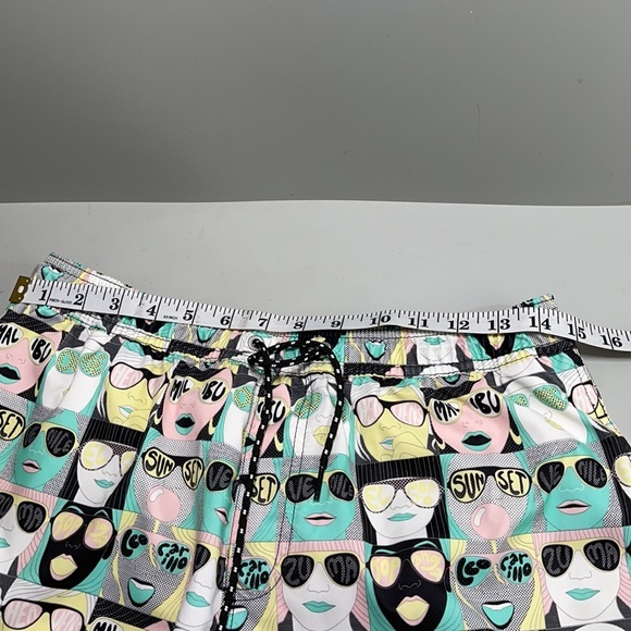 Quicksilver The Mountain & The Wave swimwe… - Picture 12 of 12